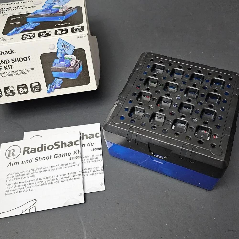 RadioShack Aim and Shoot Game Kit New Open Box Building Toy